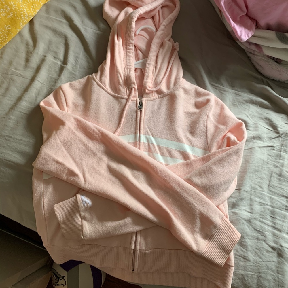 Hollister Cropped Zip Up
